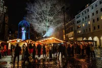 Das "Winter-Film-Fest" im Nikolaiviertel mit der Feuerzangenbowle und dem Kult-Film startet am 14. November