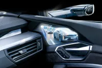 3D Global setzt neue Standards im Automobil: Vollständig integriertes 3D-System mit 3D E-Mirror. Weltneuheit: 3D Global GmbH bringt brillenfreie 3D-Systeme für Sicherheit, Komfort und Fahrerlebnis ins Auto
