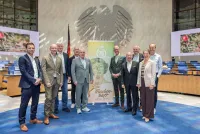 75 Jahre VdF: Fruchtsaftbranche feiert im Bonner Plenarsaal