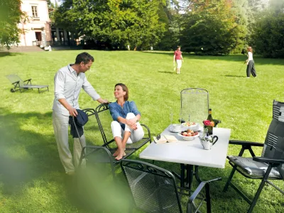 acamp Boulevard Serie Traunstein Mit acamp das eigene "Garden Office" einrichten und genießen.