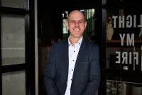 DEHAG Hospitality Group bündelt Arbeitgeberwerte in neuer HR-Broschüre
