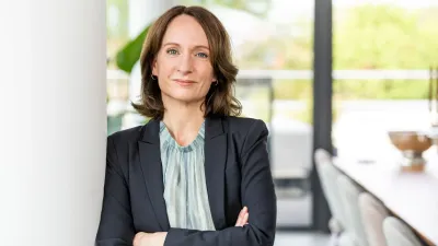 Alice Dehner weiß: Krisensichere Unternehmen bauen auf Verbindung, nicht auf Einzelkämpfer. dehner academy: Krisen meistern mit Teamgeist