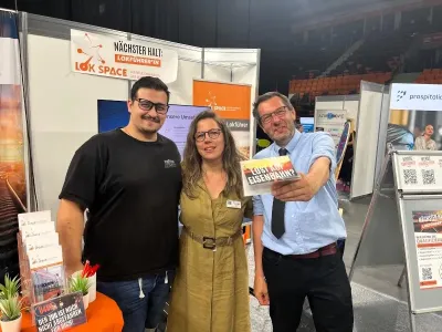 Antonio, Daniela und Jörg von LokSpace auf der We Want You-Messe Neu-Ulm 2025 LokSpace auf der Erfolgsspur: Nachfrage nach Teilqualifikationen steigt weiter
