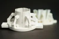 Von APC-TEC gefertigte Spreizklappe APC-TEC GmbH ist neues Mitglied im SEF Smart Electronic Factory e. V.