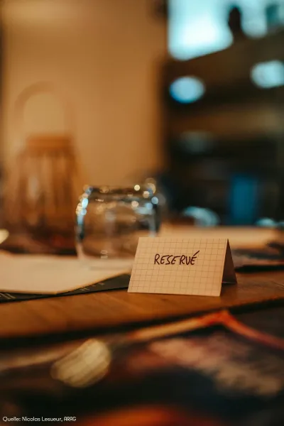 ARAG Experten über verlorenen Appetit und lange Wartezeiten im Restaurant Recht und Pflichten im Restaurant