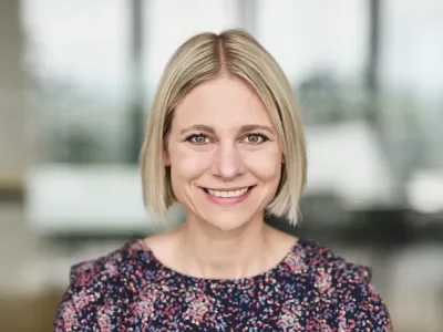 ARAG Expertin Jennifer Kallweit Was tun nach Geschenke-Fail an Weihnachten?