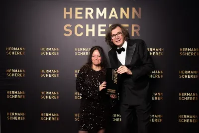 Award Verleihung beim internationalen Speaker Slam Die Seele der Kinder als Spiegel des Familiensystems