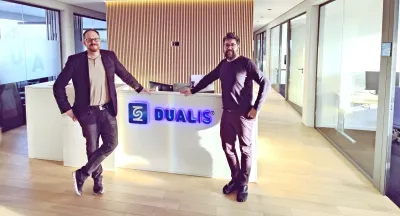 DUALIS baut Partnernetzwerk aus - auch international