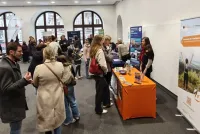 Hessen total international lädt zur 20. Jugend-Infobörse nach Wiesbaden ein