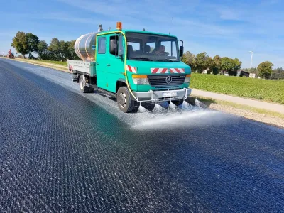 BiKaTech®-K Kalkmilch verbessert den Schichtenverbund im Asphaltbau. Hochkonzentrierte Kalkmilch für Asphaltanwendungen