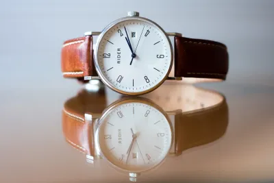 Warum sollten Uhren-Hersteller und Uhren-Händler Watch-Domains und Watches-Domains  für Uhren-Webseiten verwenden ...