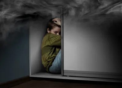 Bei einem Brand reagieren Kinder häufig nicht mit Flucht. Funkvernetze Rauchmelder verschaffen Zeitvorteil