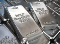 Brixton Metals erbohrt bis zu 5.580 g/t Silber auf Langis