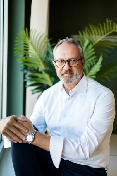 BVI-Präsident Thomas Meier. Copyright: BVI, Fotograf: Dominik Pfau Sinkende Sanierungsquote im Gebäudebestand 2024: "Fatales Signal für den Klimaschutz und die Immobilienwirtschaft"