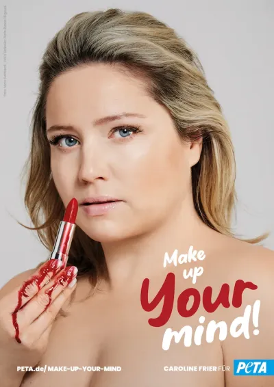 Schauspielerin Caroline Frier stellt eindringliches PETA-Motiv gegen Tierversuche für Kosmetikprodukte vor: "Make up your mind!"