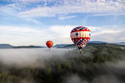 "Come Find Your Virginia": Virginia lockt auch mit stimmungsvollen Fahrten im Heissluftballon. Luxusurlaub in den USA: Virginia überzeugt mit erstklassigen Hotels und Erlebnissen