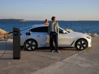 Spark Reply und Concept Reply fördern gemeinsam mit BMW CO₂-optimiertes Laden