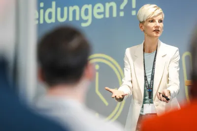 Dr. Johanna Dahm 7 Pfade zu guten Entscheidungen: Dr. Johanna Dahms interaktives Buch neu!