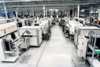 Fideltronik schafft mit iTAC Echtzeit-Transparenz über 25 Produktionslinien