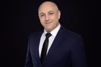 Emanuell Charis: Warum sich Menschen zurückziehen - obwohl sie Interesse haben