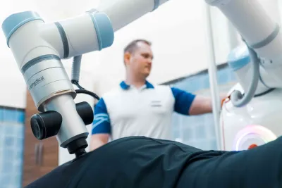 Wellness der Zukunft: Ensana Health Spa Hotels präsentieren weltweit ersten KI-unterstützten Massage-Roboter