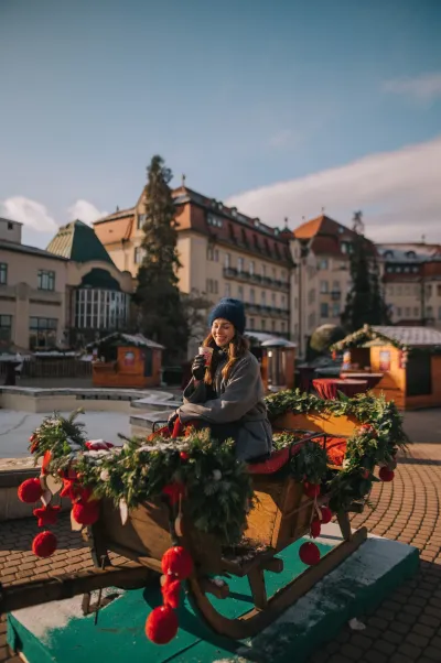 Die Ensana Hotels in Piestany (Slowakei) laden wieder zum festlichen Weihnachtmarkt ein. Weihnachtszauber auf der Kurinsel: Die Ensana Hotels in Piestany/Slowakei laden zum Weihnachtsmarkt ein