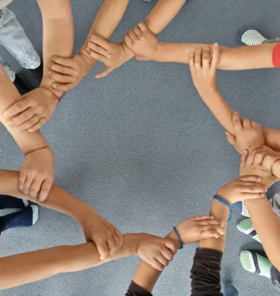 Ergotherapie Feimer & Pfisterer baut Sozialkompetenztraining aus Kinder brauchen positive Bestaerkung und soziale Kompetenzen