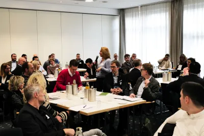 Kostenbremse Fuhrparkwissen - Fuhrparkmanagement mit natürlicher und künstlicher Intelligenz