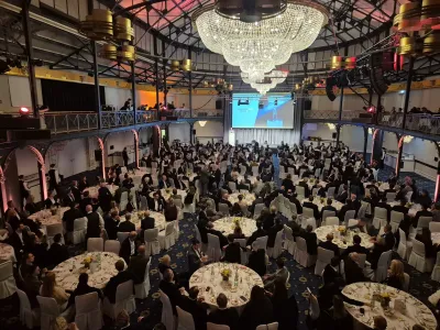 Feierlicher Höhepunkt in der Alten Reithalle Stuttgart: Sieben Projekte aus der Metropolregion wurde 10. IWS ImmobilienAward: Sieben Projekte gewinnen renommierte Auszeichnung des Branchenverbands IWS