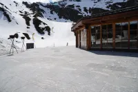 Der Frühling zeigt's: Das machen Eis und Schnee mit Terrassen