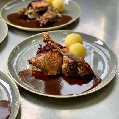 Gans to Go: Restaurant-Qualität deutschlandweit bequem nach Hause geliefert - Best Western Premier IB Hotel Friedberger Warte