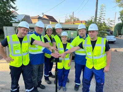 Inbetriebnahme der 1.000. digitalen Ortsnetztrafostation von MITNETZ STROM in Wiedemar Meilenstein bei der Smartifizierung des Stromnetzes: MITNETZ STROM nimmt 1.000. digitale Ortsnetztrafostation in Betrieb