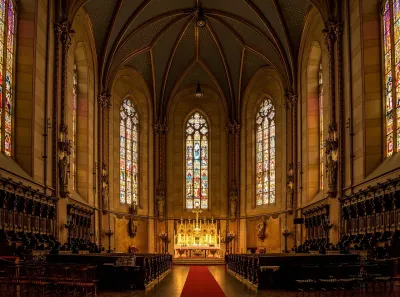 Kirche, Kathedrale, Altar Gelebte Kulturgeschichte bei den Gandersheimer Domfestspielen
