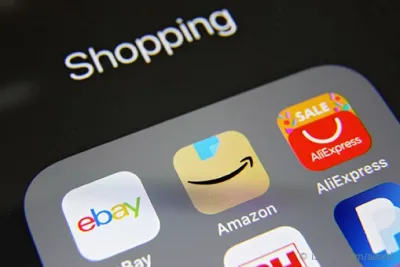 Konsum und Kosten: Warum der rabattorientierte Online-Handel ohne Kunststoffe teurer wäre. Die Bedeutung von Kunststoff im E-Commerce