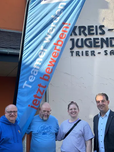 Landtagsabgeordneter Johannes Kölling beeindruckt von der ehrenamtlichen Arbeit bei Kinderlachen-Eifel e.V.