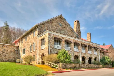 Legendär bei Fans des Films Dirty Dancing: die Mountain Lake Lodge in Virginia Dirty Dancing in Virginia