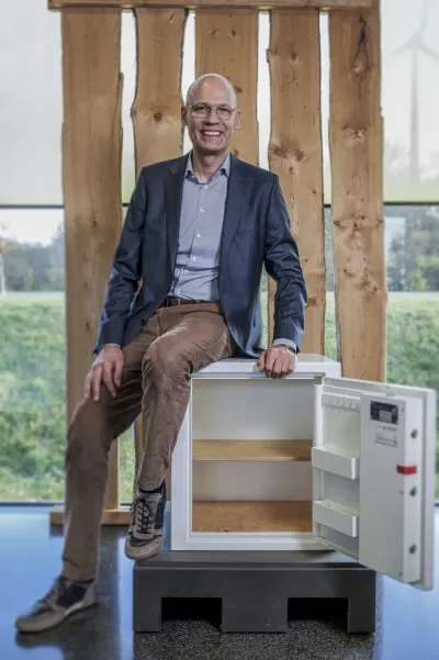 Wertsachen im Tresor verwahren und das Haus beruhigt verlassen