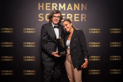 Excellence Award für Keynote Speakerin Nina Ofenloch