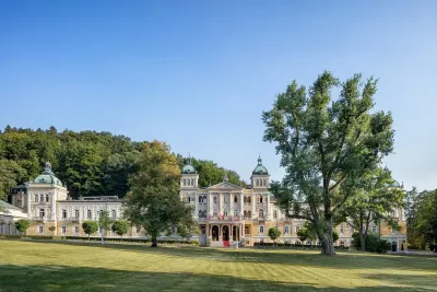 Das Nove Lazne der Ensana Healtzh Spa Hotels bietet seinen Gästen Fünf-Sterne-Luxus. Feierliche Eröffnung der Kursaison 2024 in Marienbad