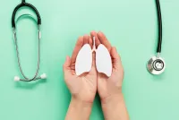 Lungenkarzinom-Patienten: Prof. Dr. Markus Masin kämpft gegen Gewichtsverlust und Schwäche