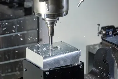 Protolabs erweitert Angebot zur CNC-Bearbeitung durch sein digitales Fertigungsnetzwerk globaler Zulieferer