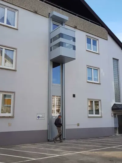 Treppenlift Experten vertreibt Ascendor-Liftsysteme