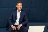 KI im Finanz-Cockpit: Agenten übernehmen, Menschen entscheiden