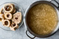 Rinderknochenbrühe: Warum Bone Broth im Trend liegt