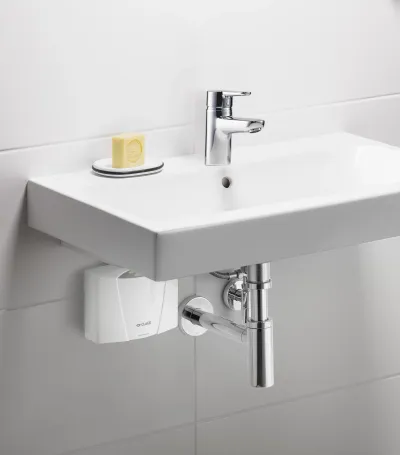Schluss mit versteckten Kosten: So sparen Hausbesitzer durch intelligente Warmwasserbereitung auch im Sommer