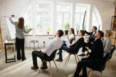 Schulungskonzepte für Digitalisierung, KI & digitale Transformation für mittelständische Unternehmen Schulungskonzepte für Digitalisierung & digitale Skills
