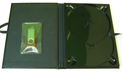 Selbstklebende transparente USB-Stick Hülle Neu bei Kronenberg: Selbstklebende USB-Stick Hülle