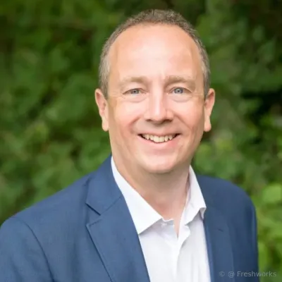 Simon Hayward, VP Sales International & GM Europe Deutschland holt bei KI noch auf