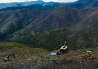Yukon-Goldsystem wächst zusammen: Sitka erbohrt 236 Meter Golderz am Stück