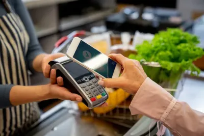 Bezahlen mit dem Smartphone - Verbraucherinformation der ERGO Versicherung